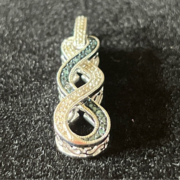 925 JWBR Silver, Blue & White Diamond Chip Twist Pendant- One Missing Stone - Picture 8 of 8